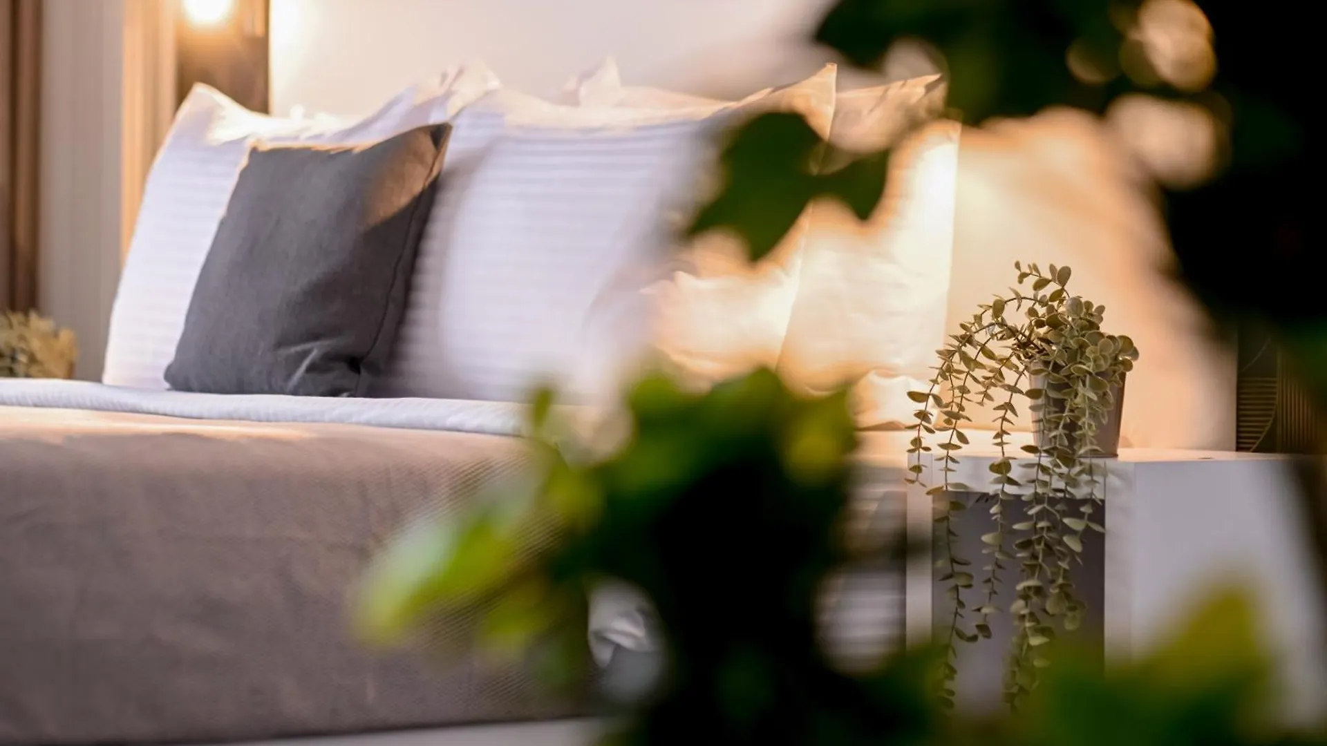 Apartment Urban Elegance - Stylish Central Accommodation Bucharest Romania