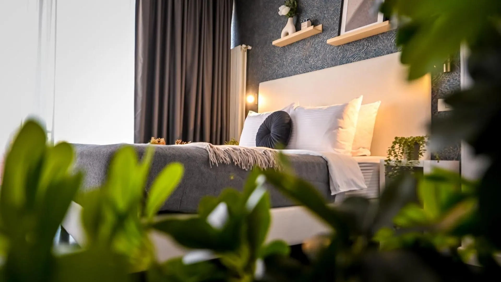 Urban Elegance - Stylish Central Accommodation Bucureşti 0*,  România