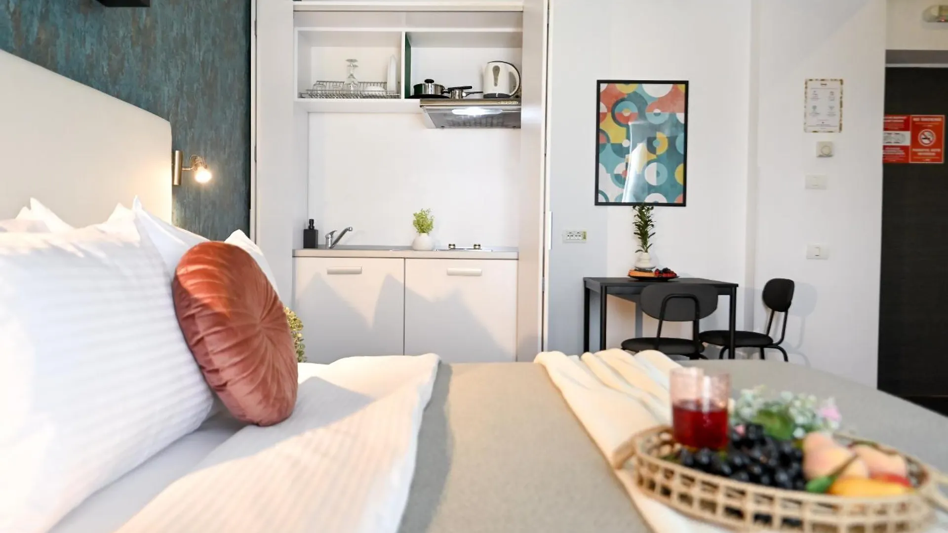 Apartament Urban Elegance - Stylish Central Accommodation Bucureşti