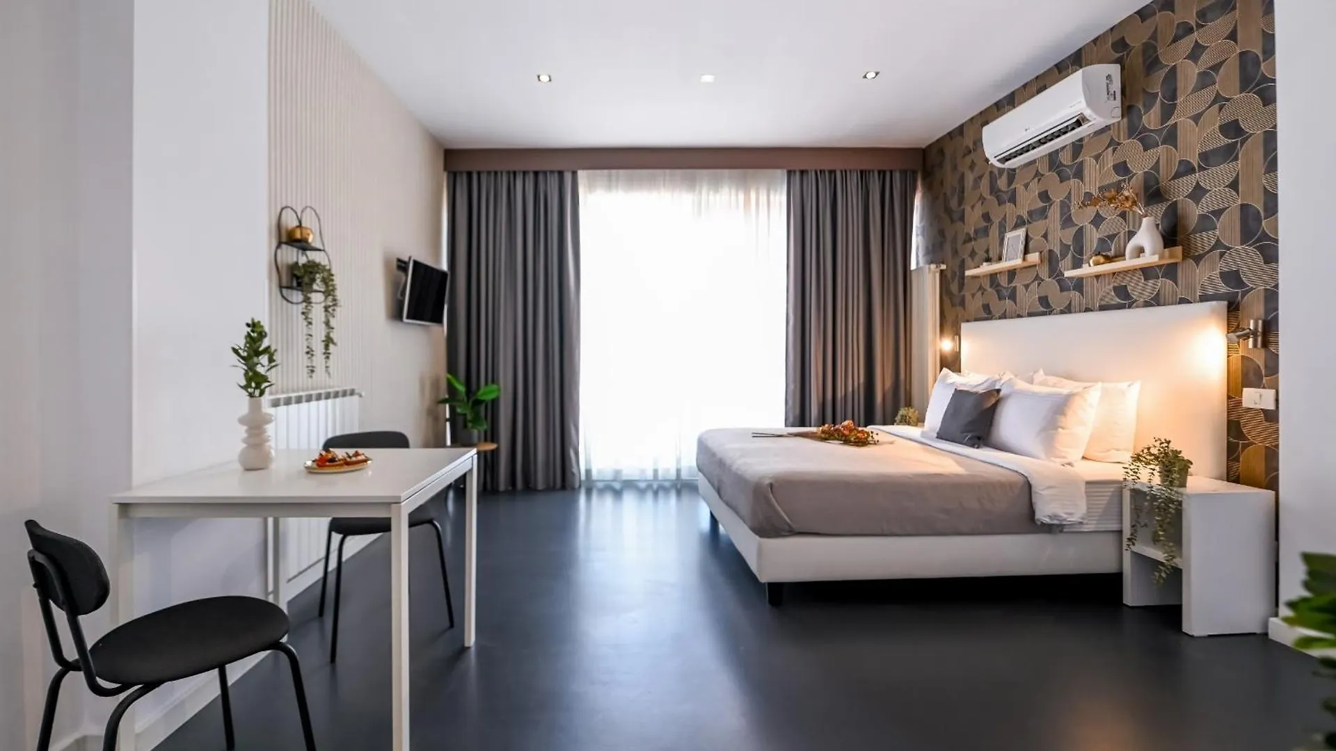 Urban Elegance - Stylish Central Accommodation 부쿠레슈티